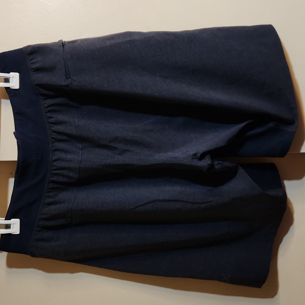 Lululemon☆ T.H.E Short 9" - Picture 6 of 9